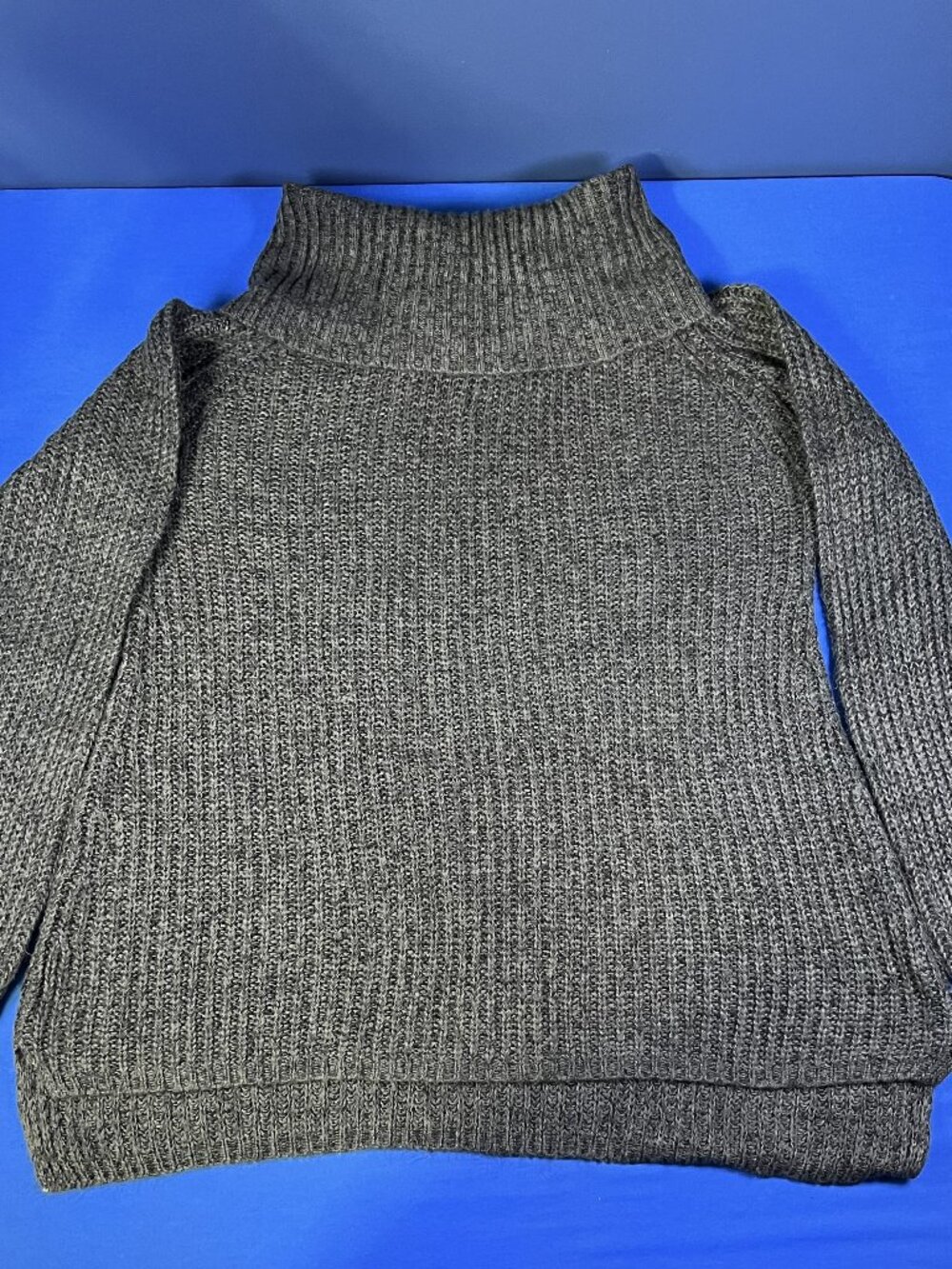 Vintage Deb Sweater Black to White Size XL
